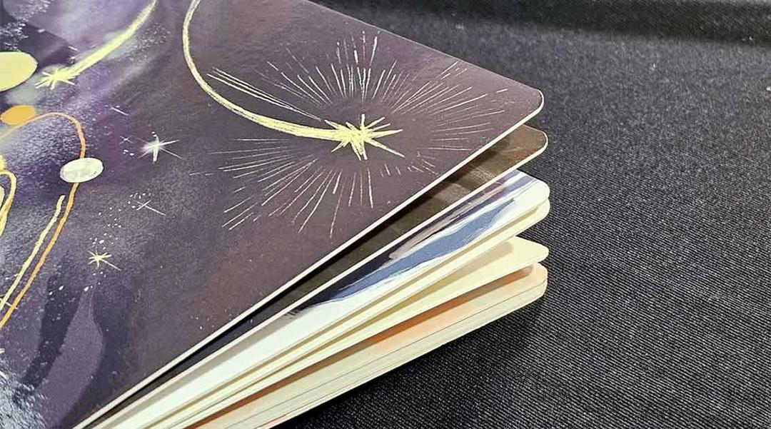 Buku cerita anak dengan board book cetak di Bintang Sempurna